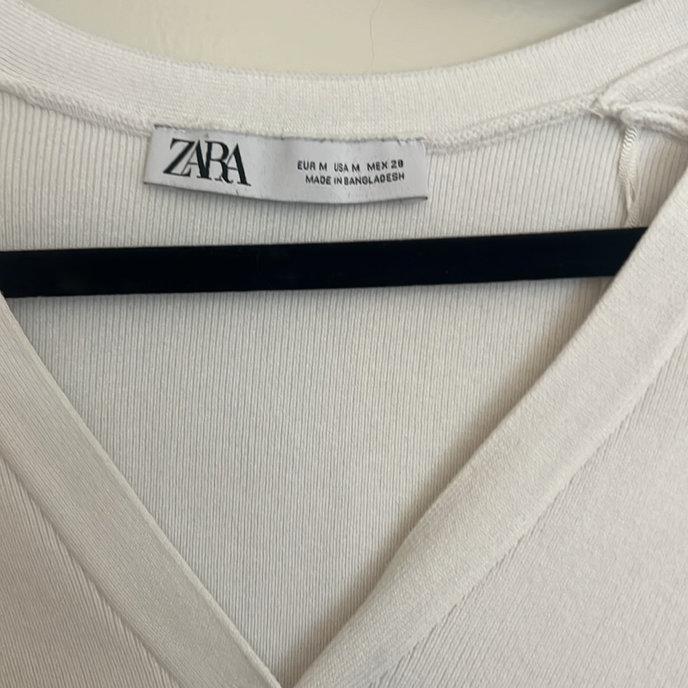 Zara White Button-Front Tank Top - Picture 2 of 2